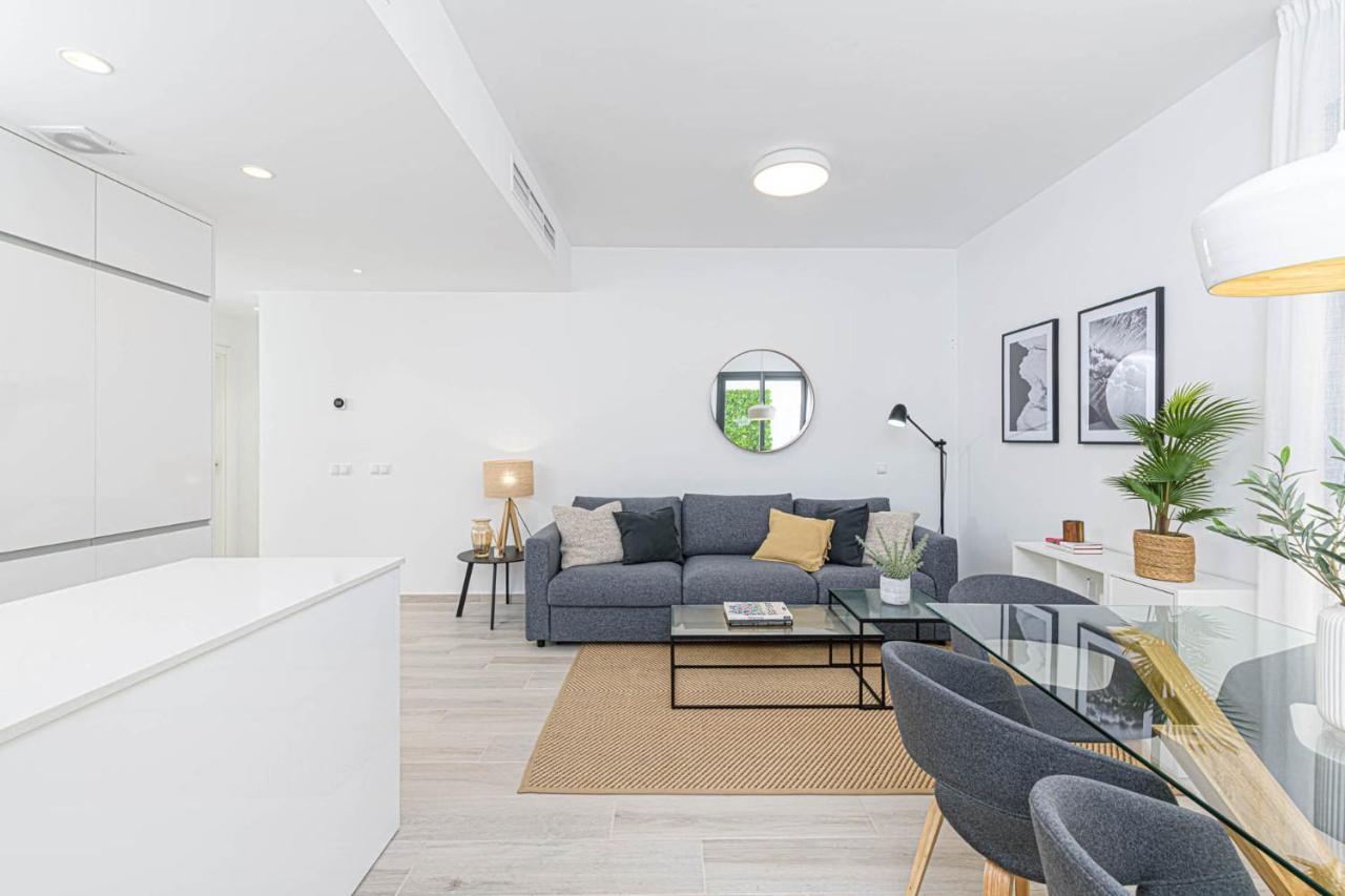 Constancia Apartment In Malaga By Solaga Holiday Homes ภายนอก รูปภาพ