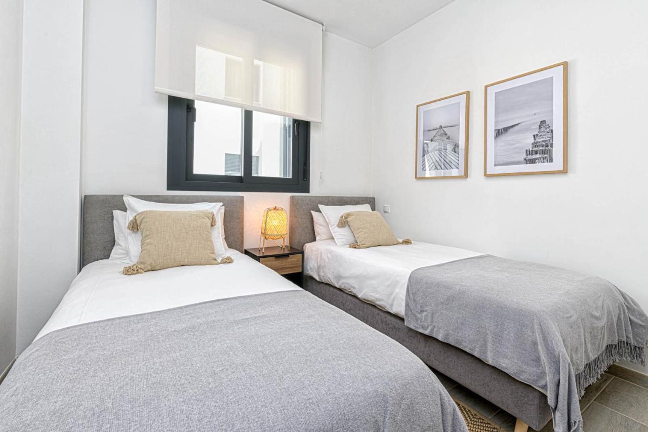 Constancia Apartment In Malaga By Solaga Holiday Homes ภายนอก รูปภาพ